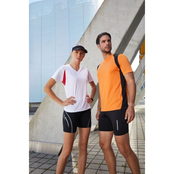 Man en vrouw in loopoutfit